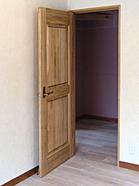 ポプラ・2パネル型シングルドア